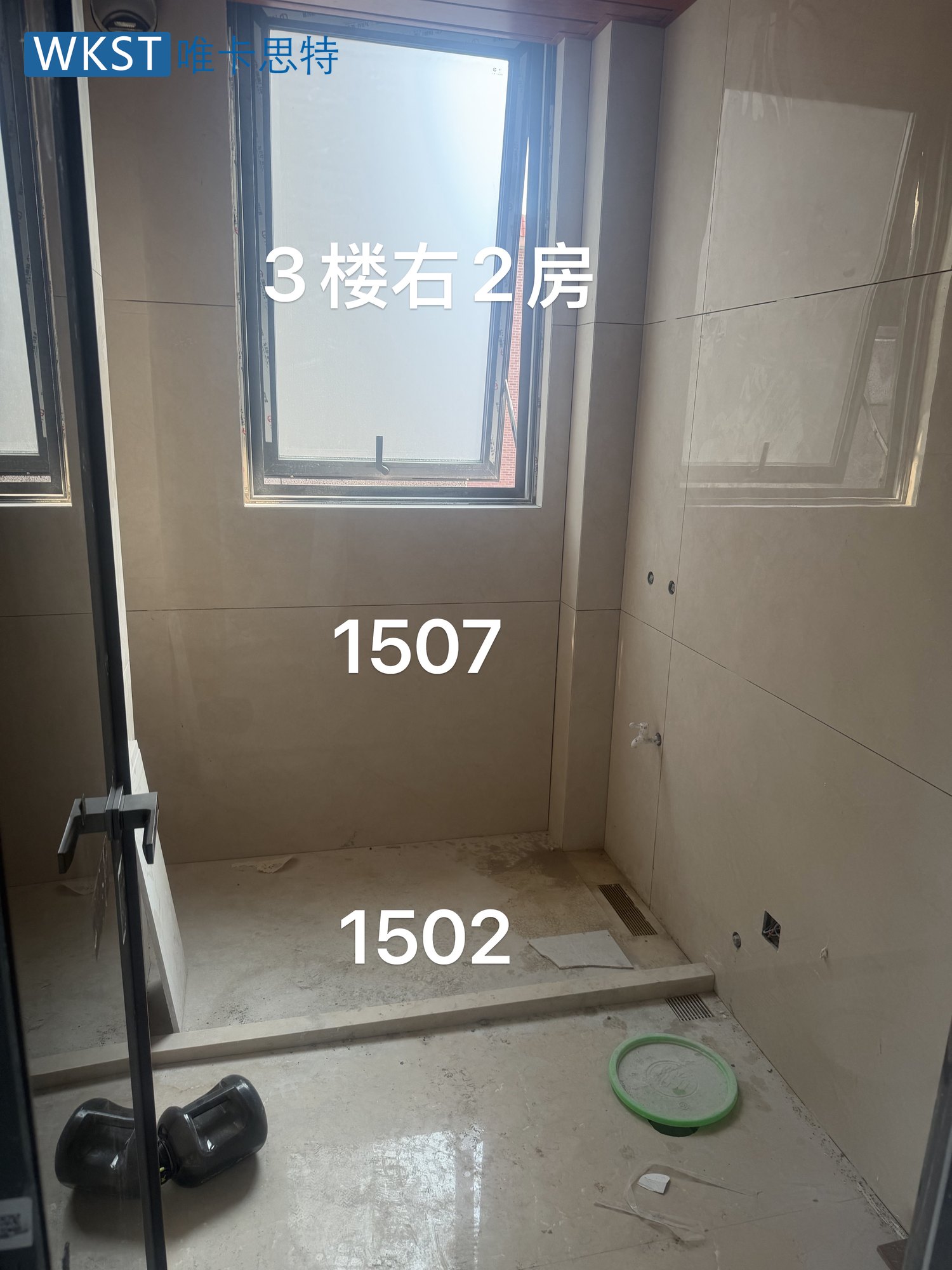 西樵自建房淋浴房案例 三楼 · 双活动位置 7.三楼双活动现场尺寸