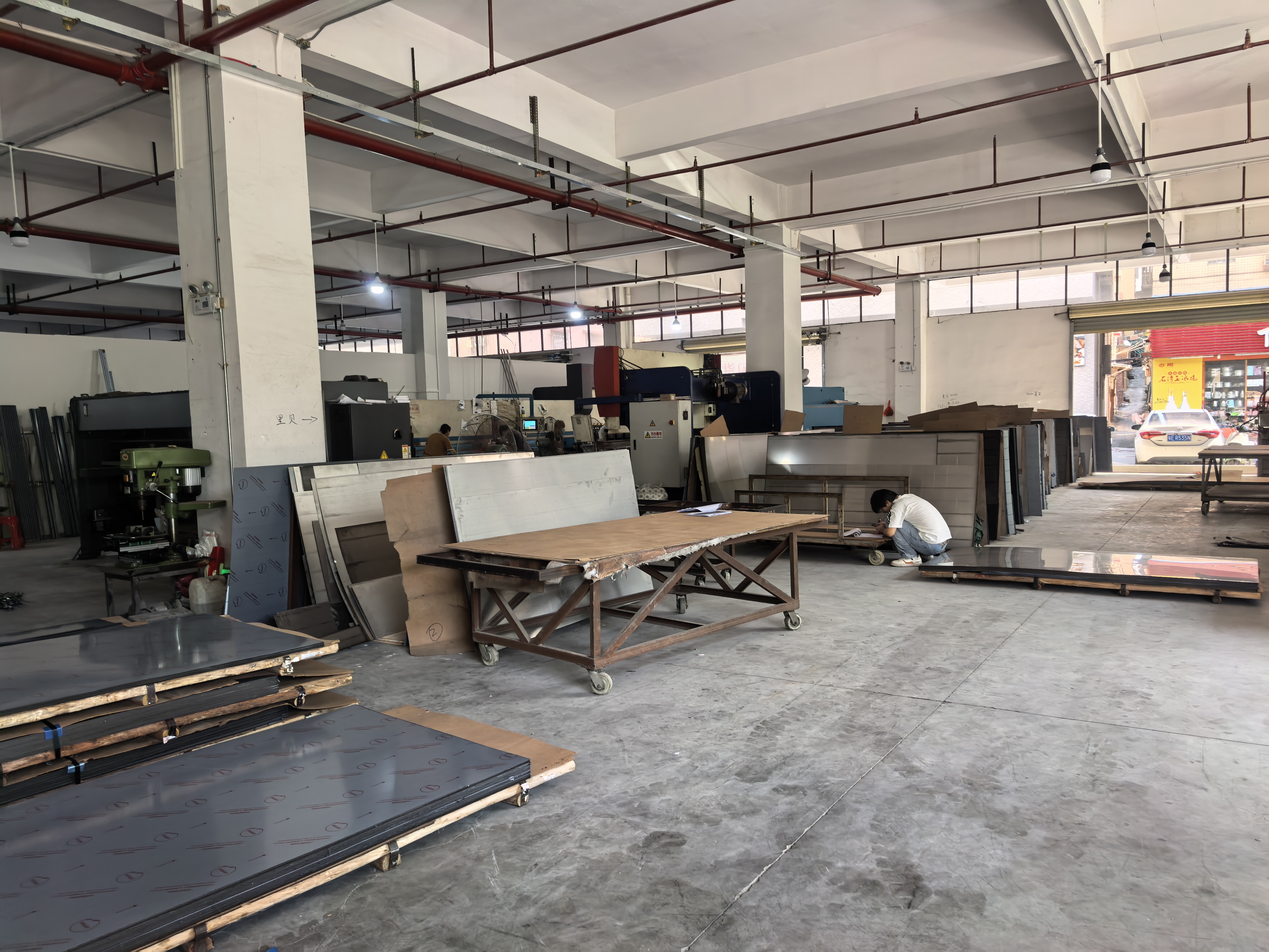 WKST 唯卡思特淋浴房型材加工车间全景