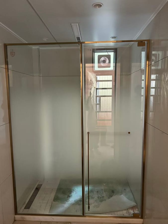 WKST 中间往上下白色渐变膜